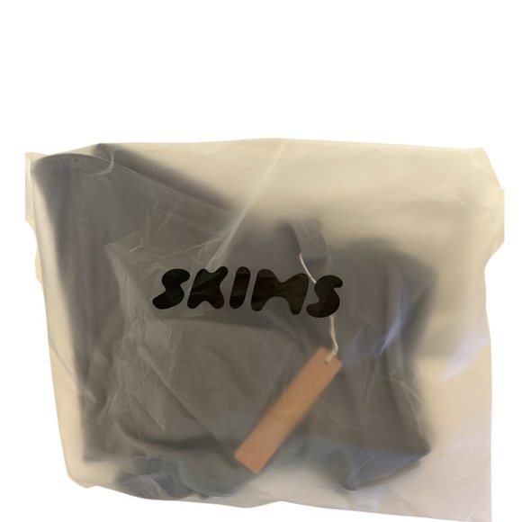 SKIMS LOGO SHINE BALCONETTE CORSET BRA | GREY CHALK - GREY CHALK / 46 / D NWT - Picture 6 of 8